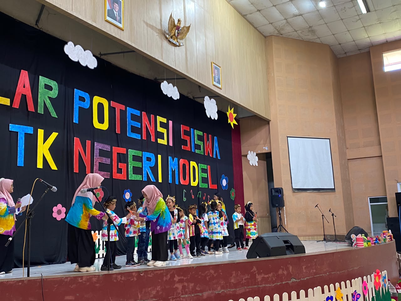 Gelar Potensi Siswa TK Negeri Model  Sleman Tampilkan Bakat dan Kreativitas Anak